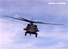 UH-60黑鷹直升機實施特戰人員垂降滲透。（圖／記者邱榮吉攝影）