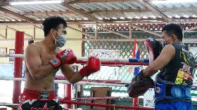 泰拳選手對打練習