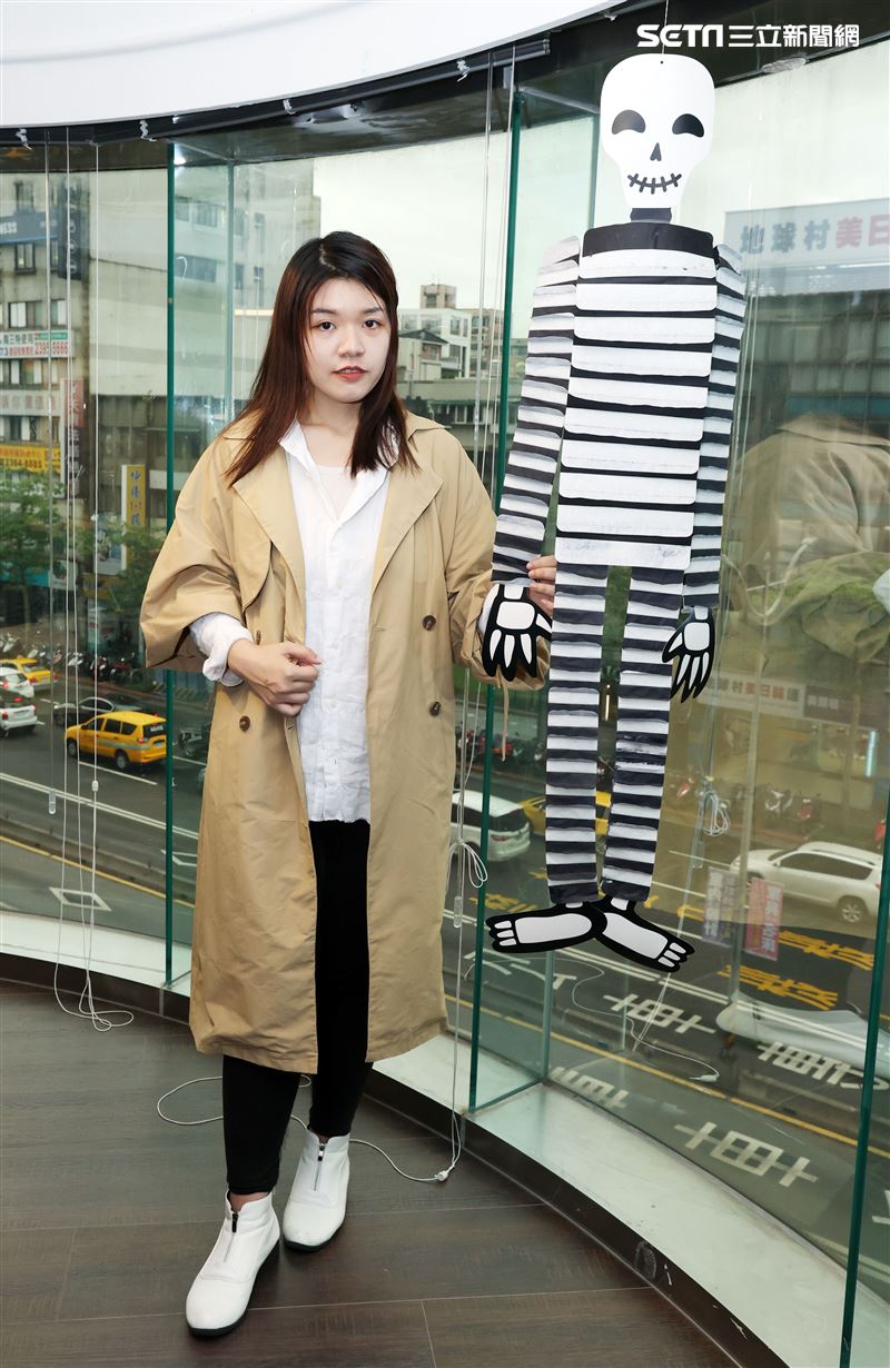 陳侑彤三立新聞網專訪。（記者邱榮吉/攝影）