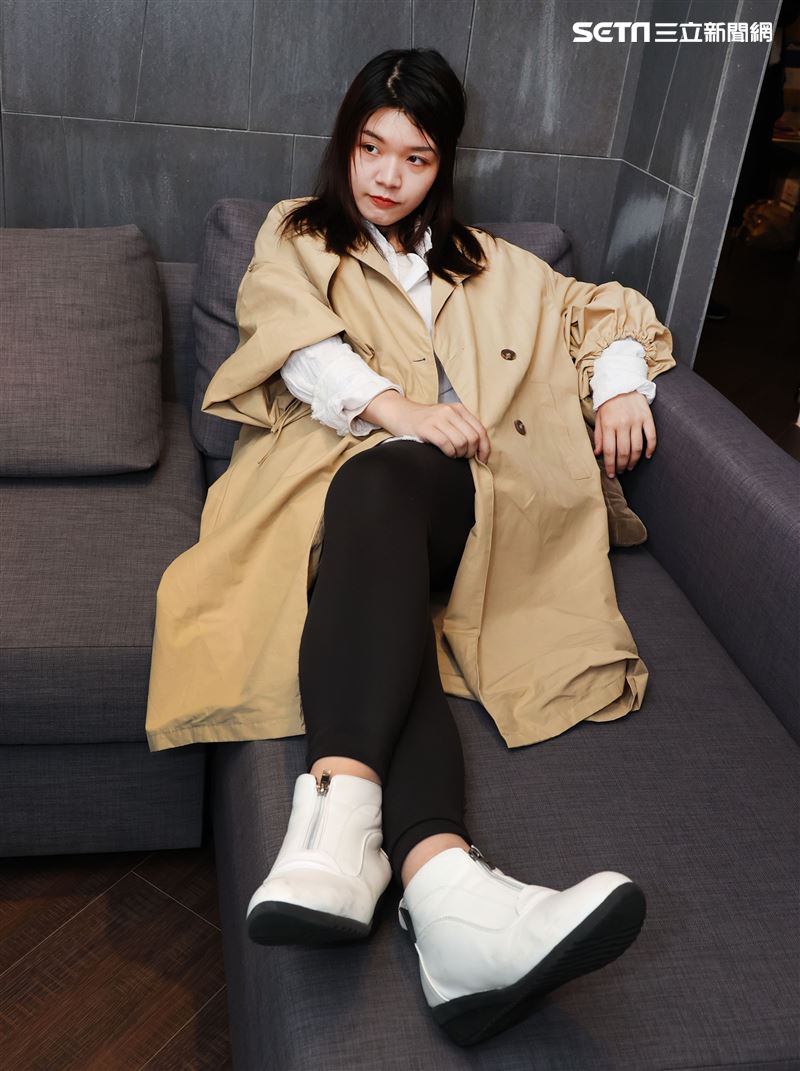 陳侑彤三立新聞網專訪。（記者邱榮吉/攝影）