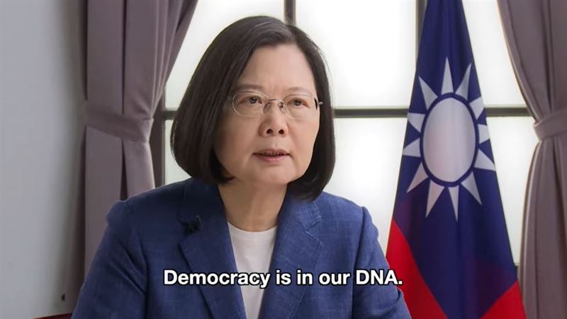 出席高峰會…總統批世衛政治凌駕健康