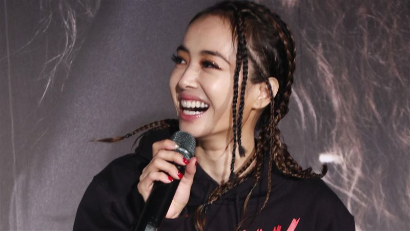 蔡依林14年前的舞孃　MV竟藏彩蛋