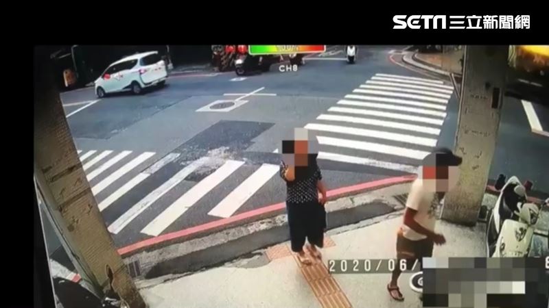 凶狠劫車撞飛2人　嫌犯投案竟要母陪