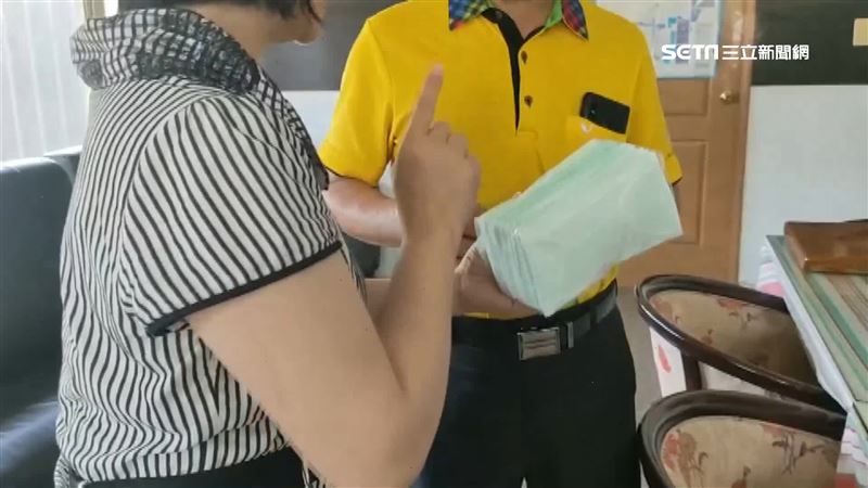 口罩一片2.5元　苗栗人瘋搶實況曝