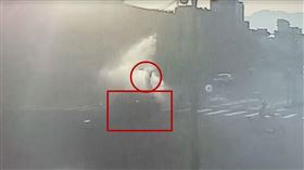 高雄,高醫,小客車,送貨,市場,小港區,斷肢（圖／翻攝畫面）