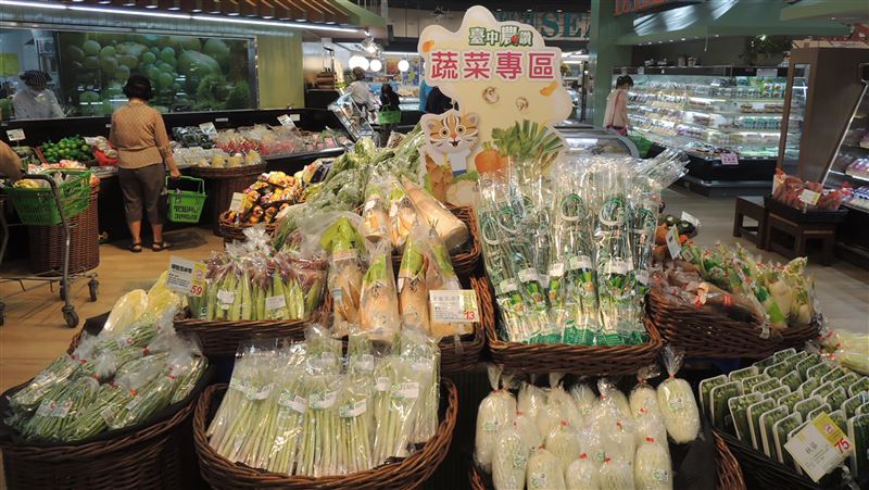 裕毛屋開賣　盧秀燕促銷台中農特產