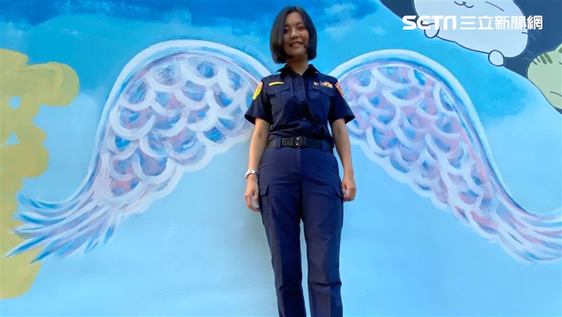 文山分局翅膀彩繪牆　成網美打卡聖地
