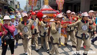 獨/走到不能走為止…大甲媽女轎伕曝