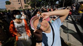 為看日食　北市天文館估萬人湧入