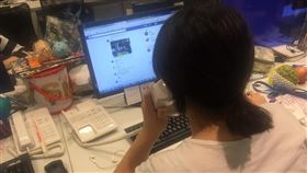 接電話,打電話,電話,辦公室,電腦
「我被打了…」媽媽接詐騙電話秒識破　女大生讚：是親媽！
圖／記者林奇樺攝