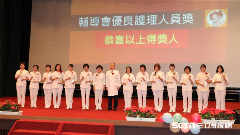 護理師抗疫有功　北榮歡慶遲來護師節