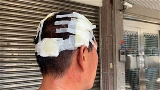 騎士拿磚塊狂砸！義交出面還原現場