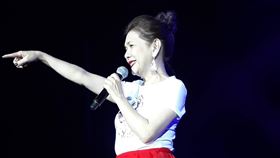 ▲生了兩個兒子的張清芳，自嘲自己母愛不足。（圖／記者邱明瑜攝）
