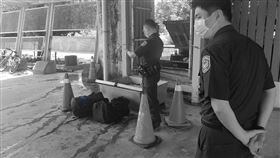 高雄，愛河，屍袋，骨頭，屍塊，旅行袋（圖／翻攝畫面）
