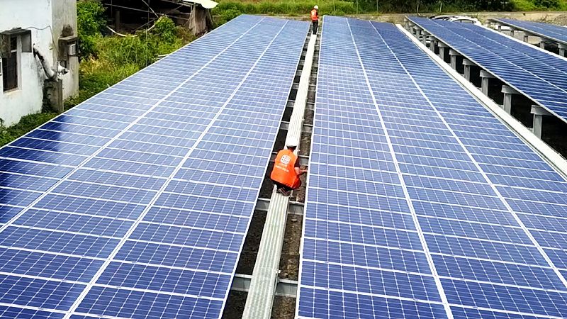 屏地層下陷區　佳冬太陽能光電場動工
