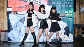 新世代唱跳女團『INTERDREAM』端午節公益 照片提供:紅心字會