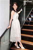 美女主廚Joanna劉韋彤開餐廳壓力大臉爛！美女主廚Joanna血尿顏面神經失調。（記者邱榮吉/攝影）