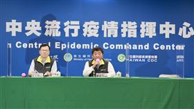 莊人祥，陳時中（圖／指揮中心提供）