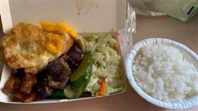 超佛自助餐！肉夾到滿出來竟「只要50」　網瘋求店家地址