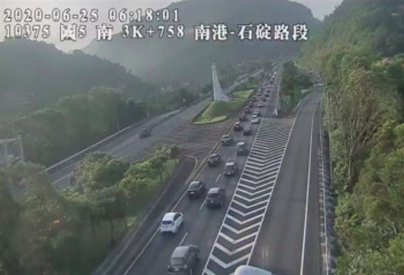 出門前快看！國5「紫爆」5點開始塞