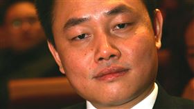 前中國首富黃光裕獲假釋出獄前中國首富、國美電器創辦人黃光裕24日假釋出獄，假釋考驗期限自即日起至2021年2月16日止。黃光裕被判刑14年，兩次減刑共1年9個月，圖為其資料照片。（中新社提供）中央社  109年6月24日