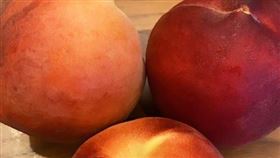 水蜜桃,話術,催眠,水果攤(翻攝自 爆怨公社)