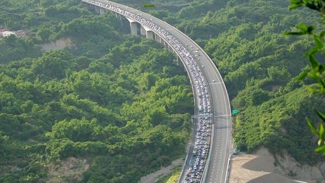 連假從北到東怎樣能不塞車？行家揭密