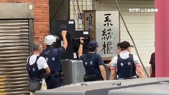 躲死巷無路逃　前科男警匪對峙3小時