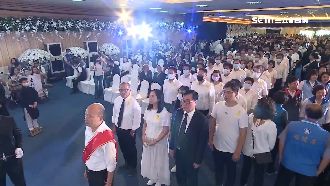 韓家軍集結告別式　綠營：韓借力使力