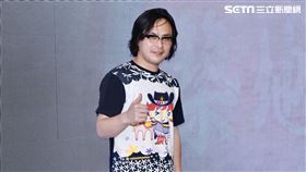 40歲男星范植偉過去曾是金馬、金鐘獎常客，不料近年來發福不少，到大陸發展似乎也不順遂，決定在2年前返台。28日出席丁國琳、林佑星和阿布合開的「築地市場電商網路直播記者會」久違露面的他一出場便有滿滿北京腔口音，雖然身材有些圓潤，但帥氣臉蛋依然沒變，范植偉坦言目前戲劇邀約都接的稀稀落落，也找了個經紀人，希望可以獲得更多好機會。（圖／記者林聖凱攝影）

