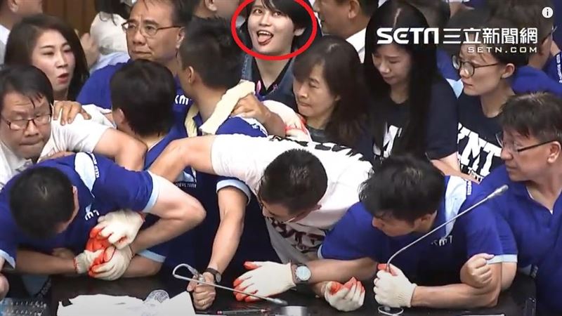 藍營20小時就敗退…他4字看破手腳