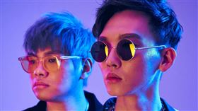  獲國際DJ ALAN WALKER欽點聯名成亞洲唯一合作的台灣電音雙人組G5SH全新出輯 邀吳卓源、王艷薇等唱將獻聲 任意門娛樂 提供 
