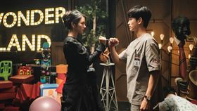 《雖然是精神病但沒關係》金秀賢 徐睿知 Netflix提供