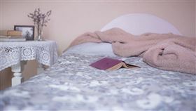 飯店/房間/床（示意圖／取自Pixabay）