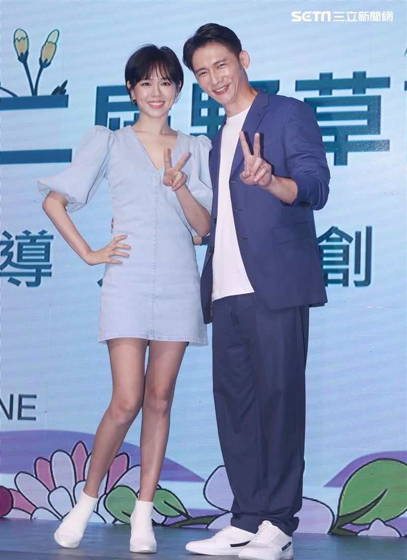 溫昇豪、夏于喬擔任野草計劃評審。（記者邱榮吉/攝影）