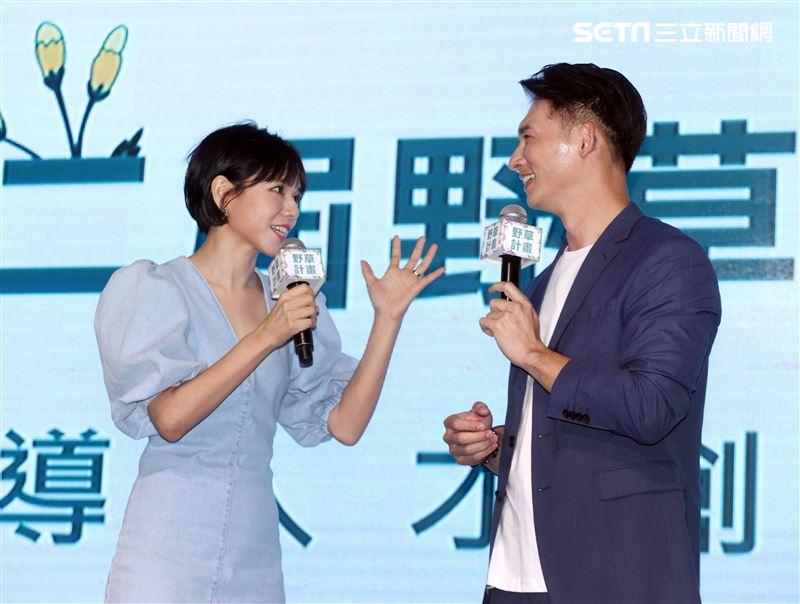 溫昇豪、夏于喬擔任野草計劃評審。（記者邱榮吉/攝影）