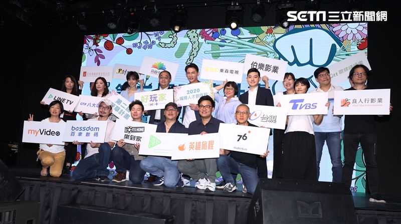 溫昇豪、夏于喬擔任野草計劃評審。（記者邱榮吉/攝影）