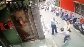 新北市,淡水,爭風吃醋,麵包刀,傷害,越南