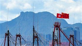 中國全國人民代表大會常務委員會6月30日通過「香港特別行政區維護國家安全法」草案，並於當日生效，引發國際高度關注。（檔案照片／中新社提供）