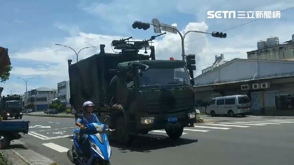 軍車大陣仗現台東　驚見神秘雄三飛彈