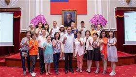 蘇嘉全臉書發文，參加志工訓練