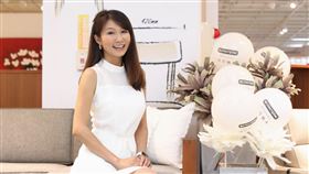 丁小羽。詩肯柚木家具提供