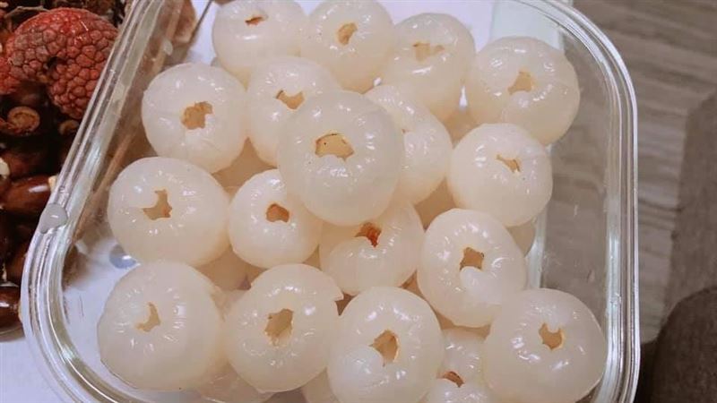 無籽冰凍荔枝超讚　她曝超完美去籽法