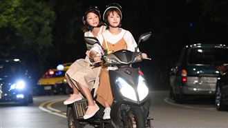 《驕女》連體嬰超狂 騎車雙載下場曝