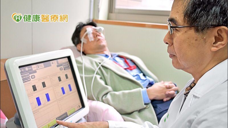 跟著醫師一起　眼睛也要SPA一下