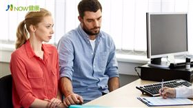 名家專用／NOW健康／中醫師黃慶雲指出，根據統計，年逾40歲的男性約有半數人會出現程度不一的勃起功能障礙。(勿用)