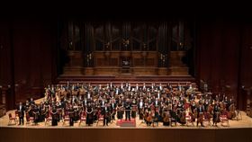 北市交音樂季  潘皇龍新作大燈對打頭陣台北市立交響樂團音樂季節目出爐，開季音樂會將在8月22日起在台北城市舞台登場，現場將演出由作曲家潘皇龍創作的「大燈對」管弦交響協奏曲。（北市交提供）中央社記者趙靜瑜傳真  109年7月2日