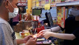 ▲威力彩，投注站。（圖／匯星彩券行提供）