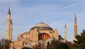 針對世界遺產聖索菲亞（圖）是否從博物館恢復成為清真寺用途，土耳其最高行政法院2日完成聽證，將於15天內作出裁定。（中央社檔案照片）