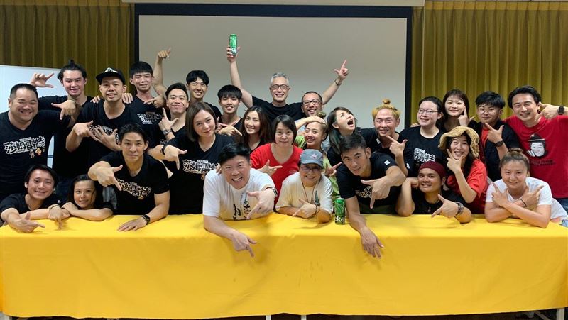李國修辭世七周年　屏風家人探訪致意